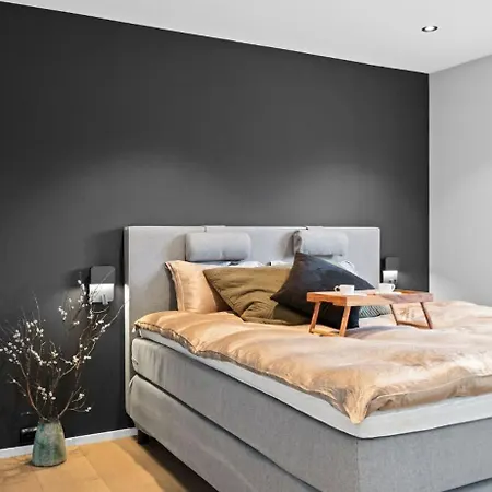 Sentral Og Moderne Base I Lofoten Апартаменты *