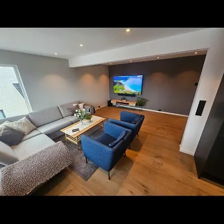 Апартаменты Sentral Og Moderne Base I Lofoten